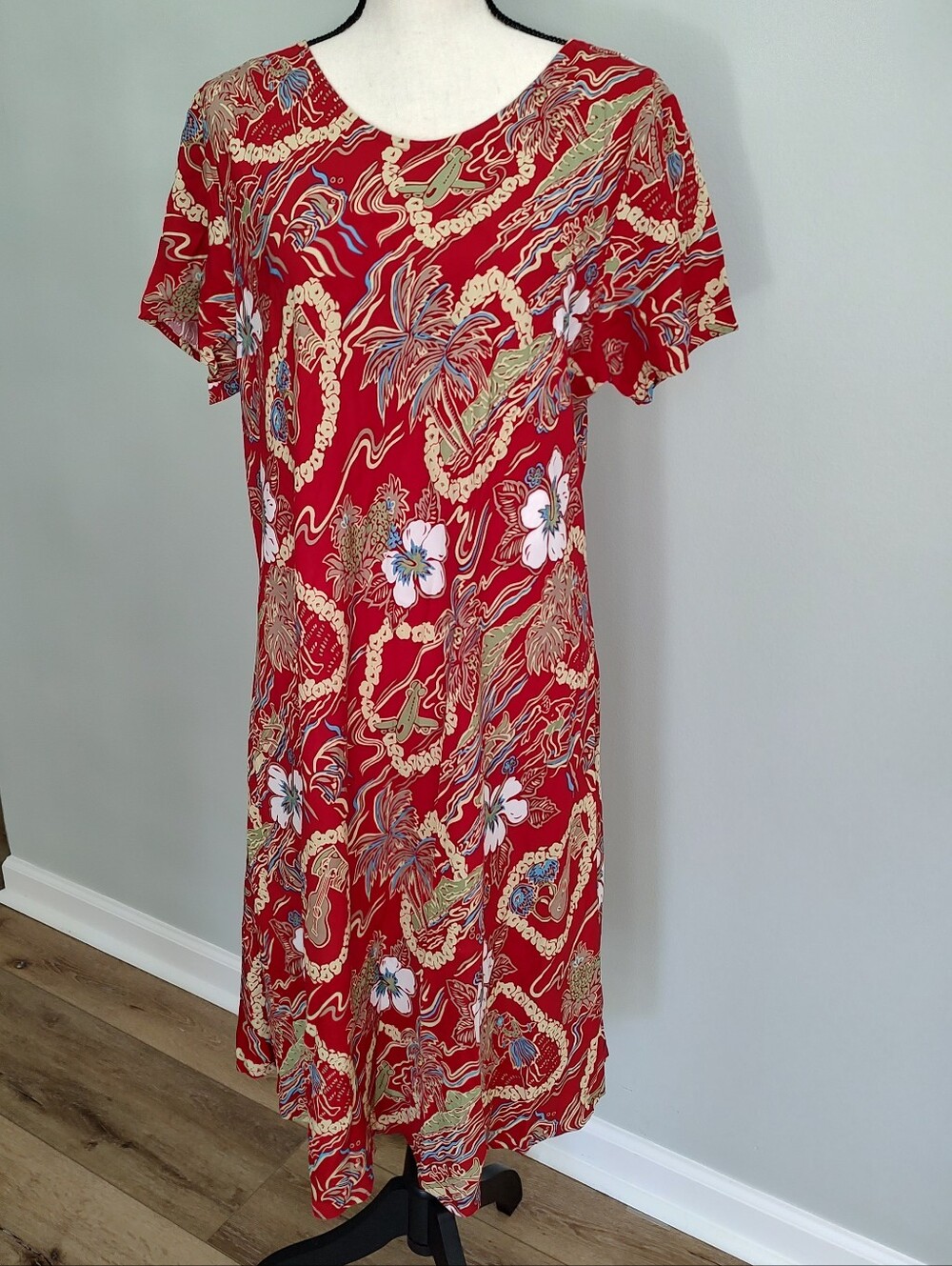 Hilo Hattie Hawaii Vintage Red Luau Hula Girl Floral Airplane Dress XL